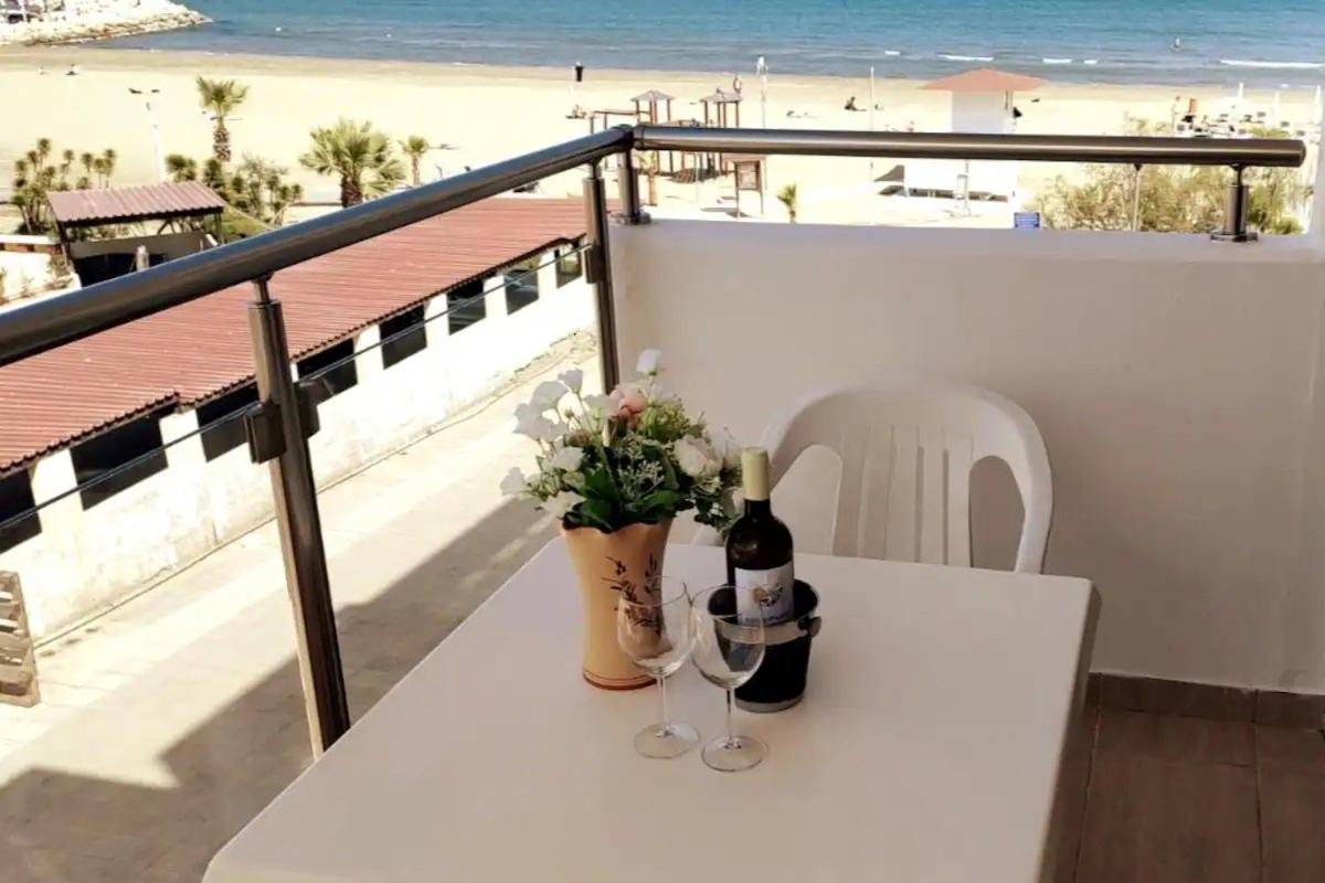 Beach Apartment Mackenzie, Lárnaka Eksteriør bilde